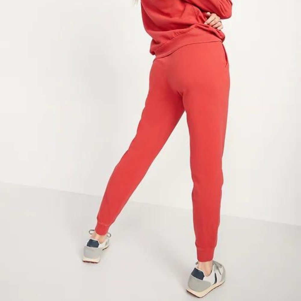 Old Navy Mid-Rise Vintage Street Jogger Sweatpants for Women New - Picture 2 of 6